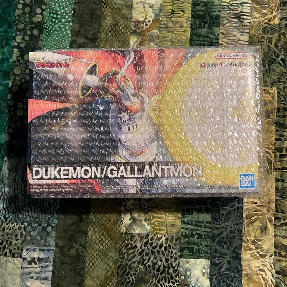 Bandai Other - Dukemon/Gallantmon Digimon Ban Dai Model from Gundam Planet.